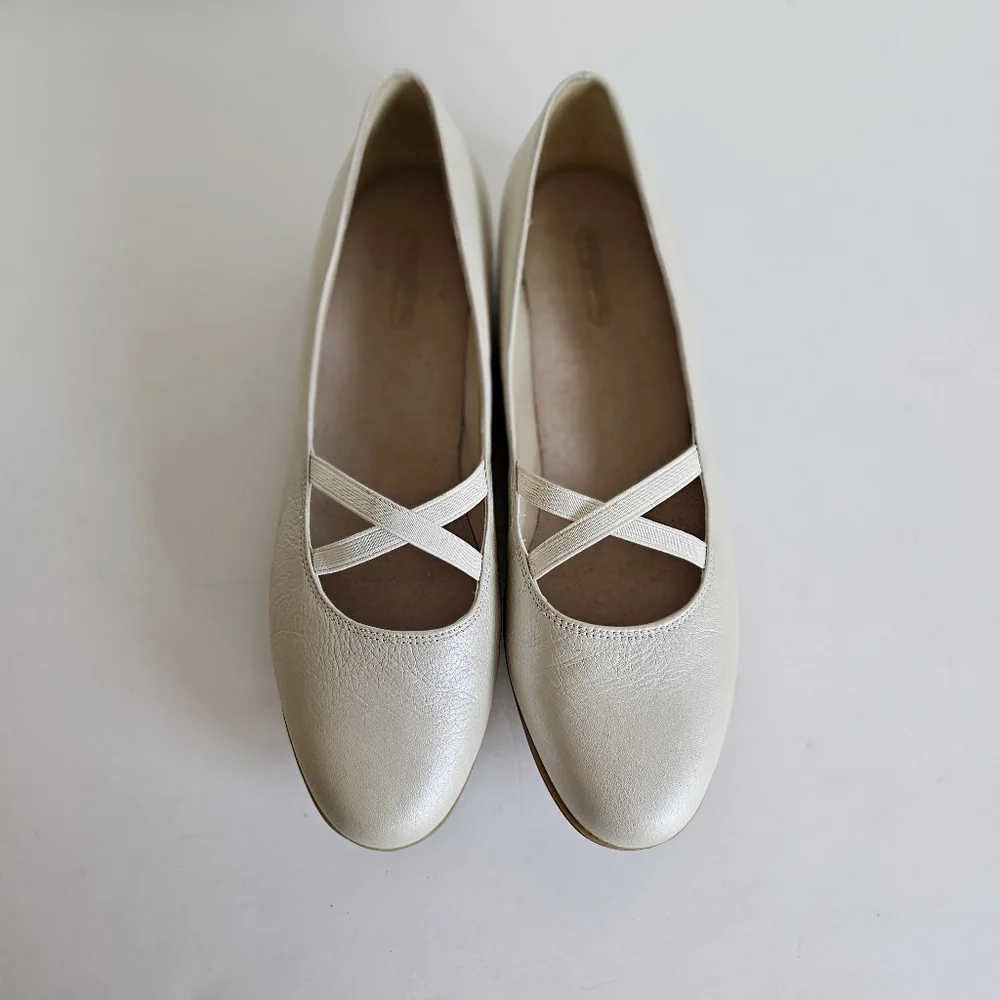 Easy Spirit Move With Me Women's Mary Jane Genuine Leather Comfort Ballet Flats